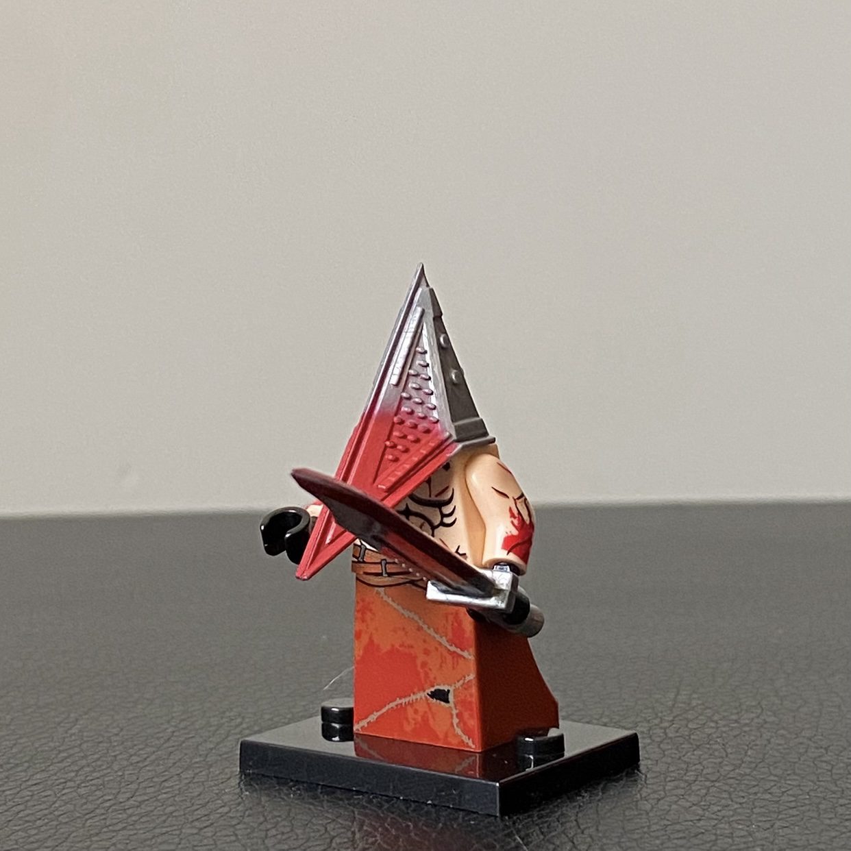 مینی فیگور pyramid head