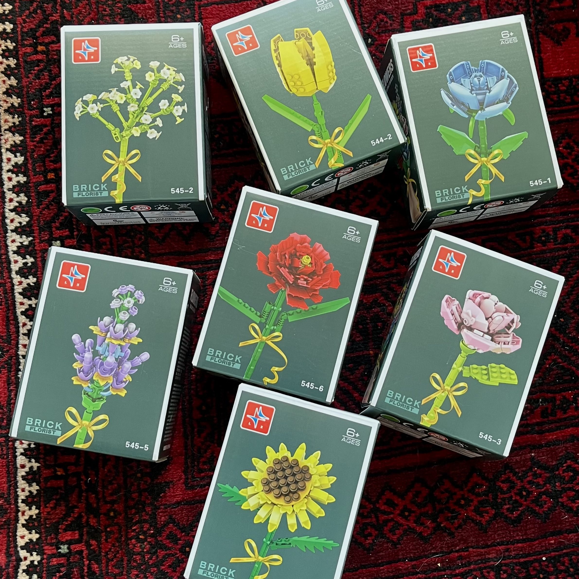 شاخه گل لگویی